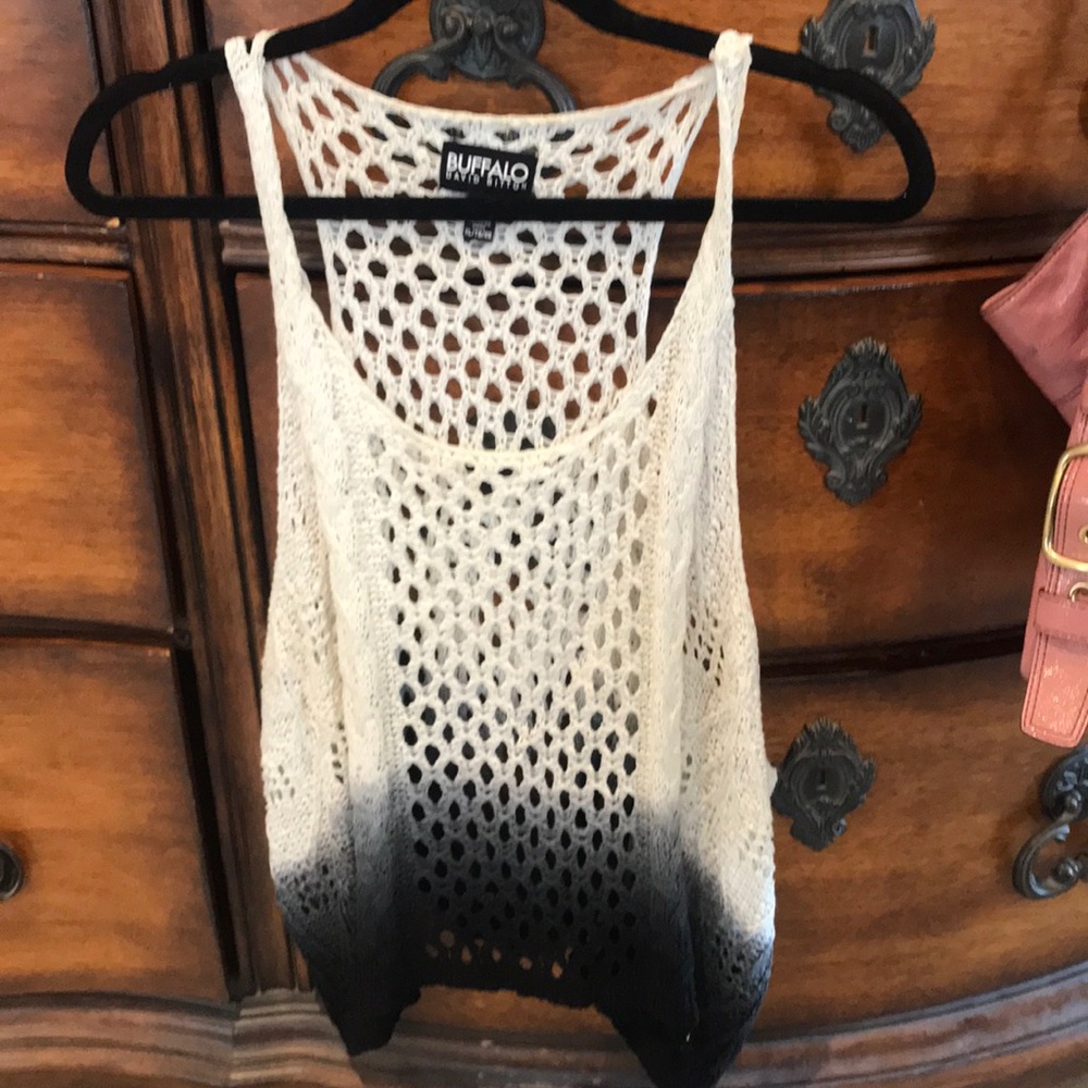 Crochet style mini tank